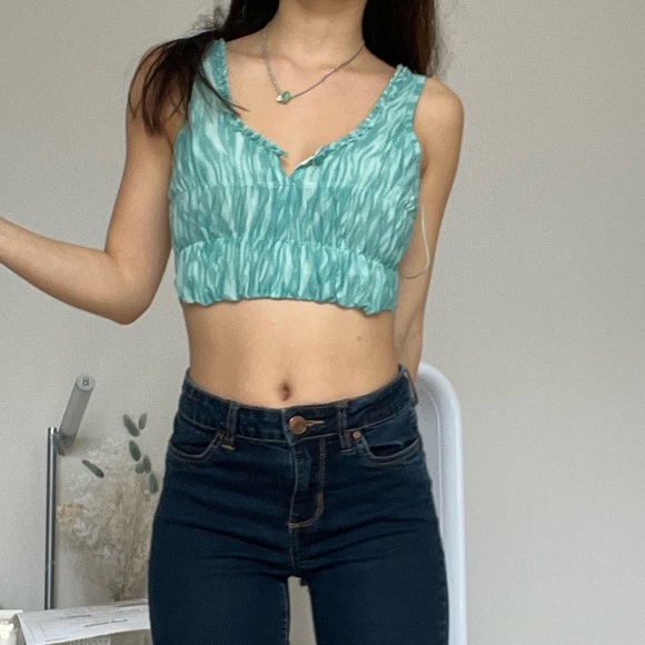 Boohoo Green Mesh Corset Top - Picture 9 of 14